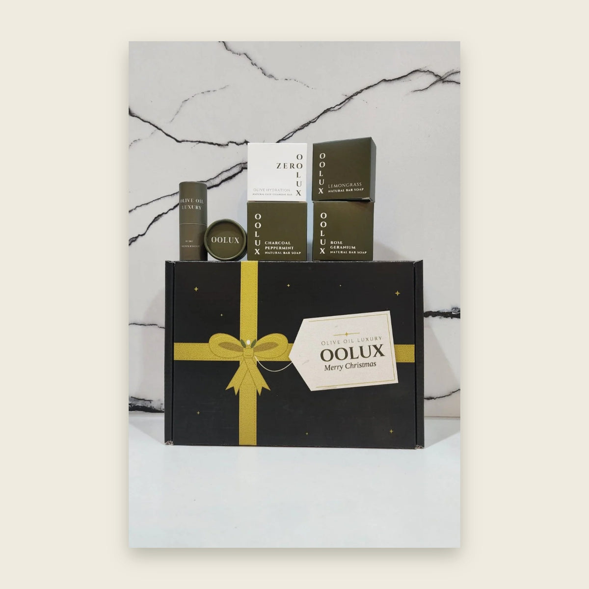 The Grove Collection OOLUX Christmas gift box